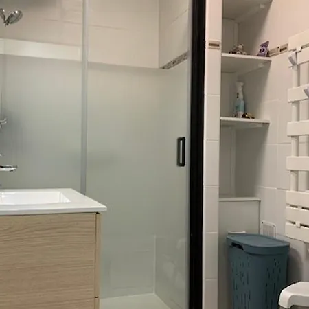 Proche Des Thermes A Balaruc-les-bains, Animaux Admis, Climatise - Fr-1-503-11 * Balaruc-les-Bains